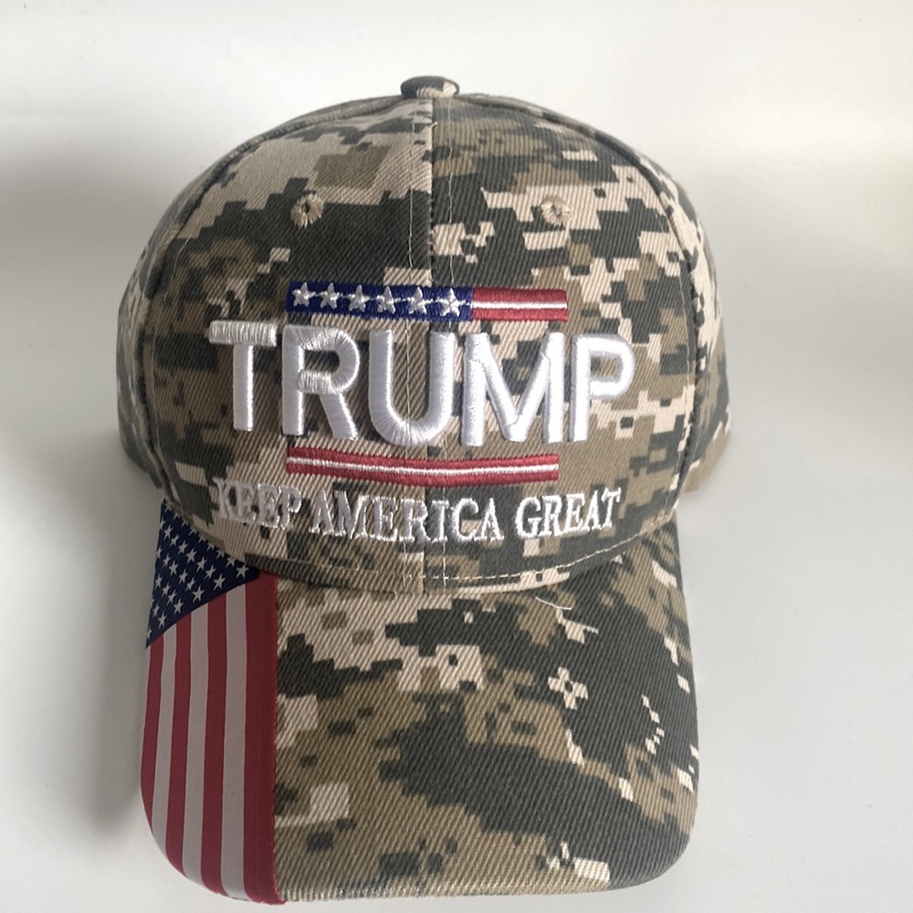 New Camouflage Donald Trump Rally Hat Keep America Great Baseball Cap Flag camo